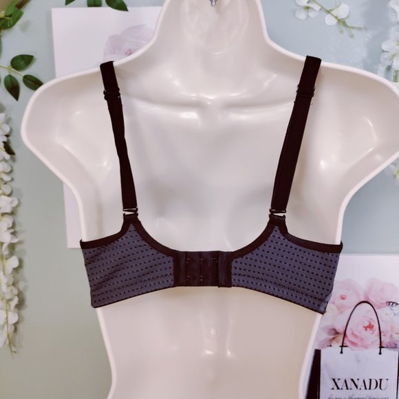 Berlei Women's Electrify Mesh Underwire Sports Bra - Picture 7 of 11